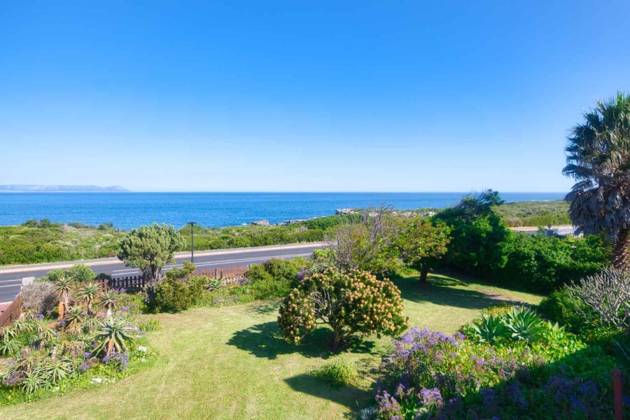 4 Bedroom Property for Sale in Westcliff Western Cape